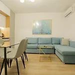 Miku Apartment-Premium 2Bd At Wilson Square